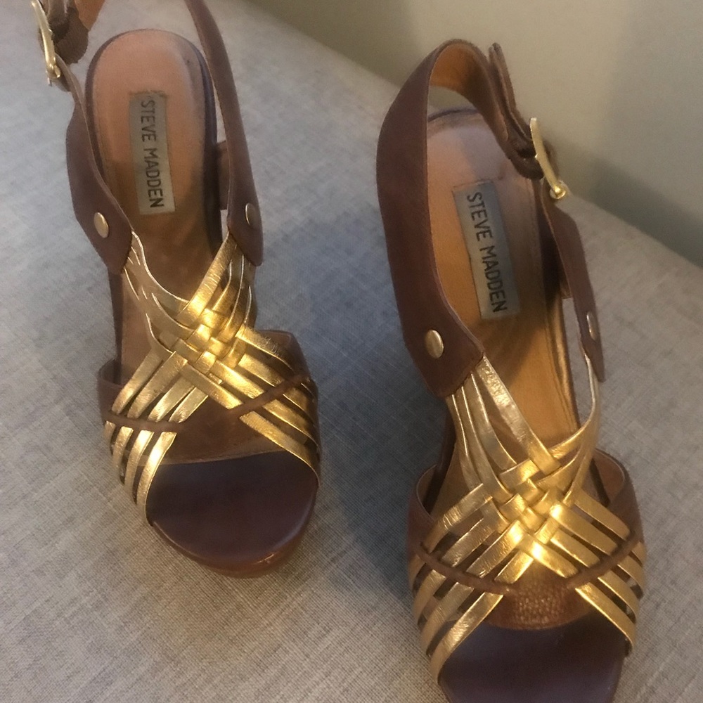 Steve Madden wedges
